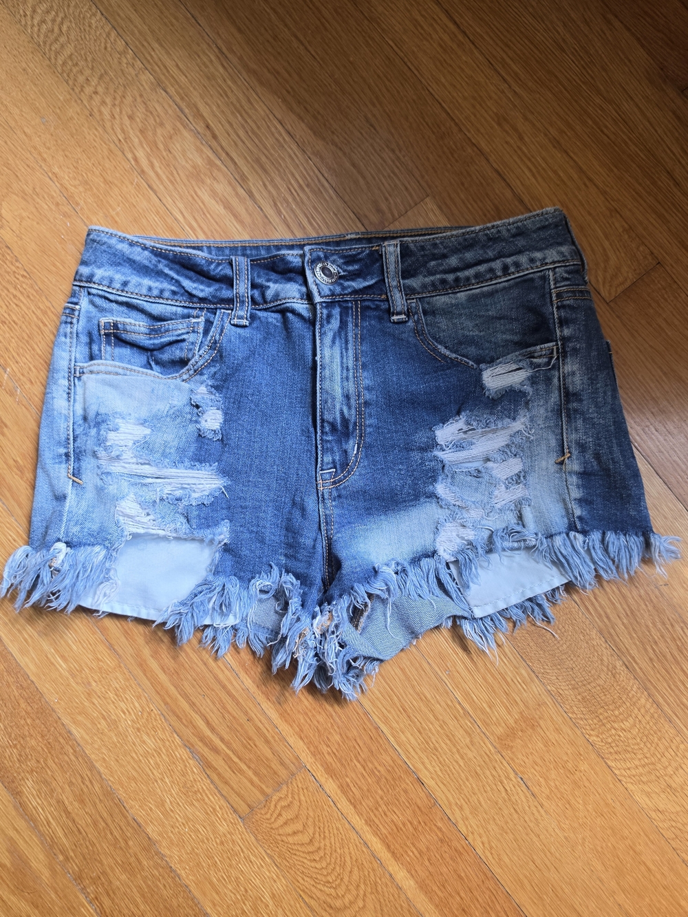 Frayed Hem Distressed Denim Shorts - Blue